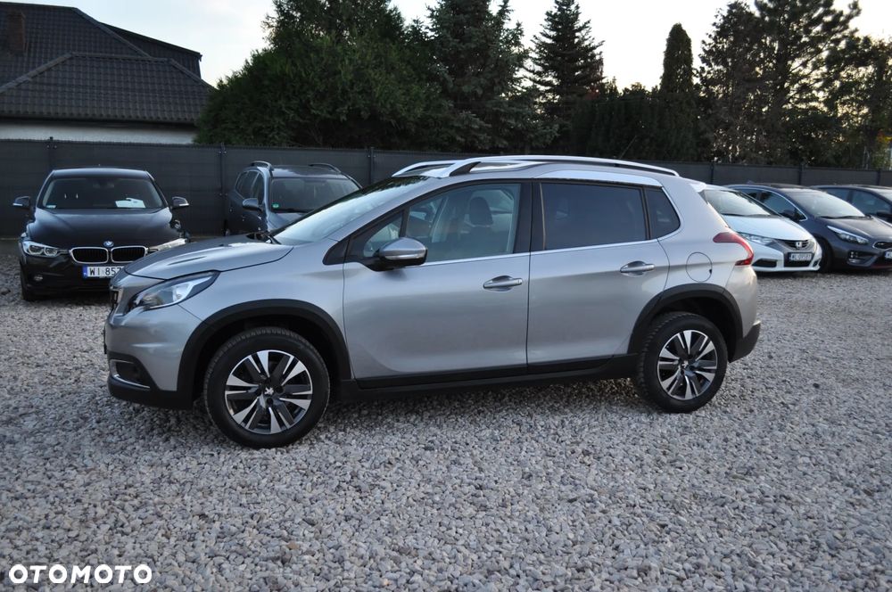 Peugeot 2008 1.2 Pure Tech GPF Allure S&S - 13