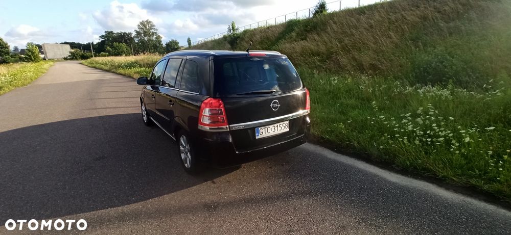 Opel Zafira 1.6 - 5
