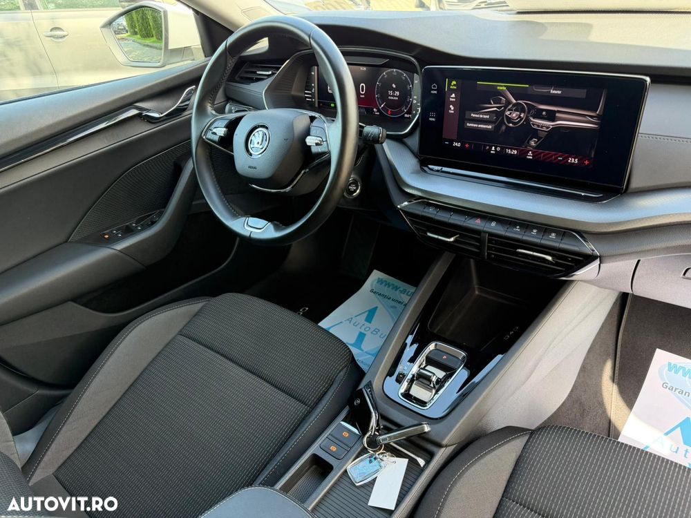 Skoda Octavia 2.0 TDI DSG Ambition - 24