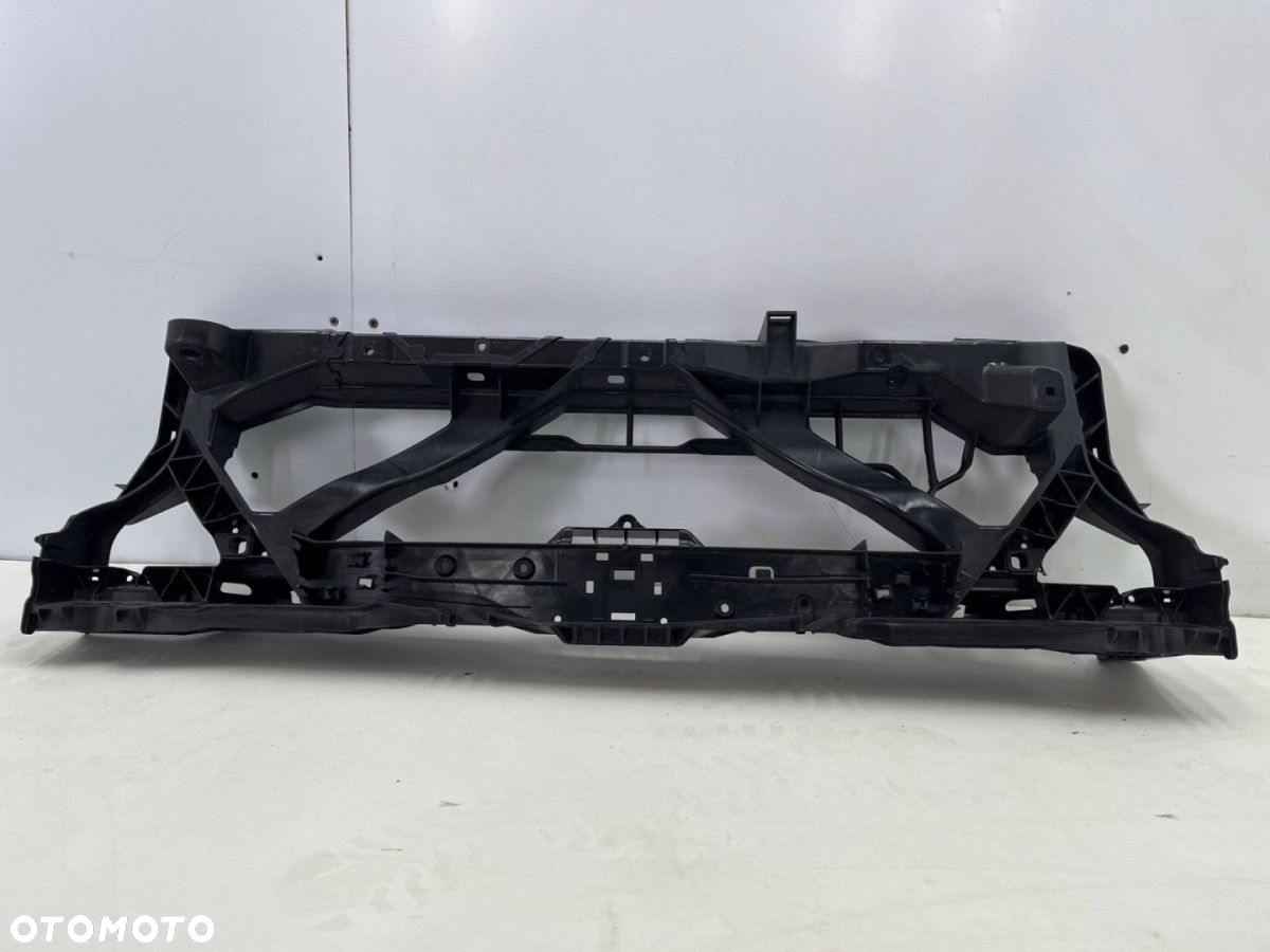 Pas przedni Audi Q4 E-Tron Etron 21r.- wzmocnienie atrapy zderzaka 89a805594c - 2