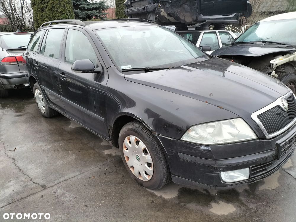 DRZWI PRAWE PRZÓD TYŁ  SKODA OCTAVIA II PRZED LIFT - 1