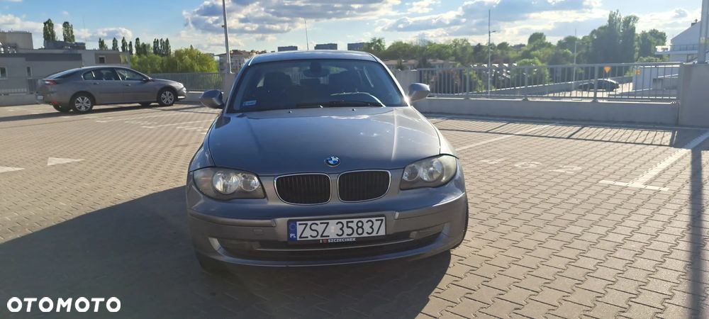 BMW Seria 1 116d - 4