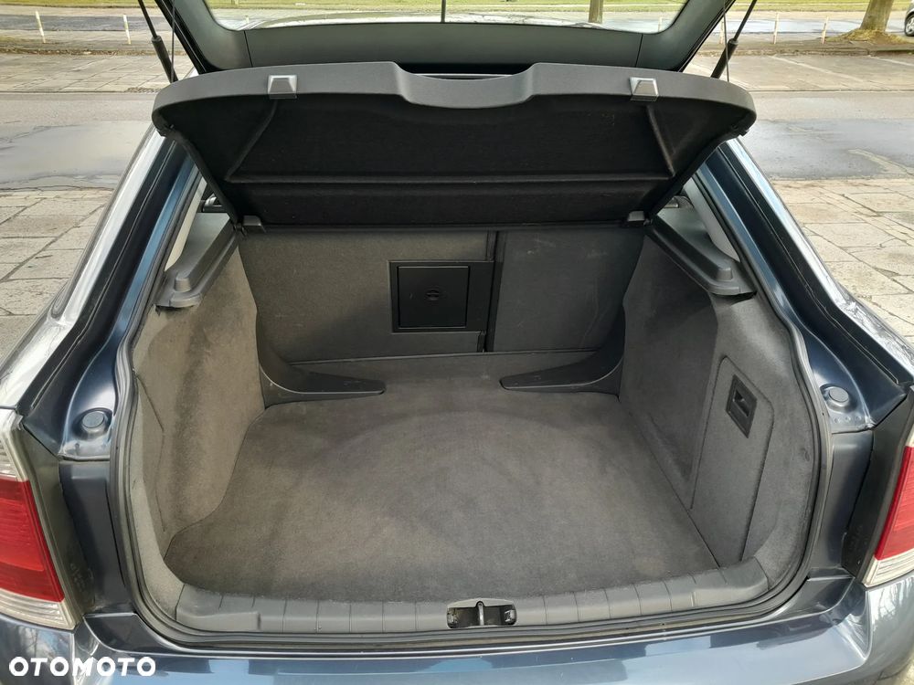 Opel Vectra 2.2 Elegance - 19