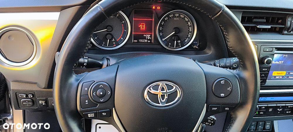 Toyota Auris 1.33 VVT-i Premium Comfort - 16