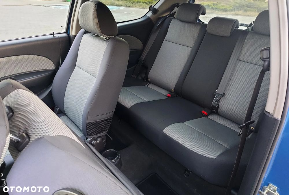 Chevrolet Aveo 1.4 16V LS - 27