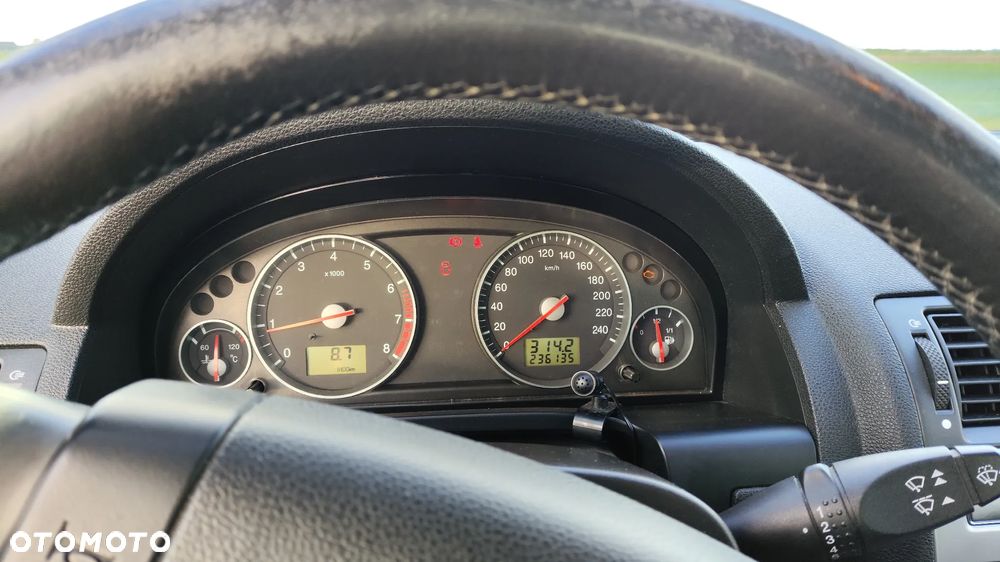 Ford Mondeo 2.0 FF Titanium - 18