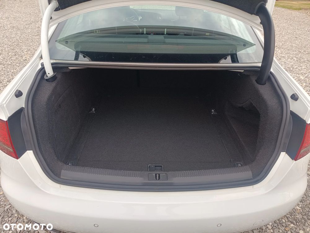 Audi A4 Limousine 2.0 TDI DPF - 12