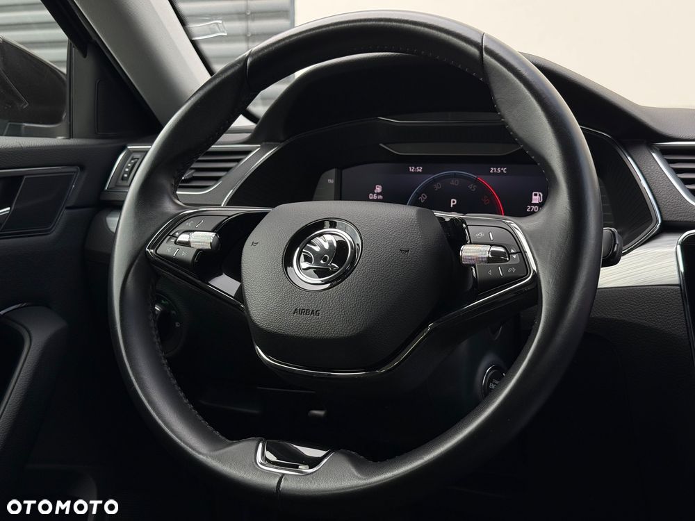 Skoda Superb 2.0 TDI SCR Ambition DSG - 11
