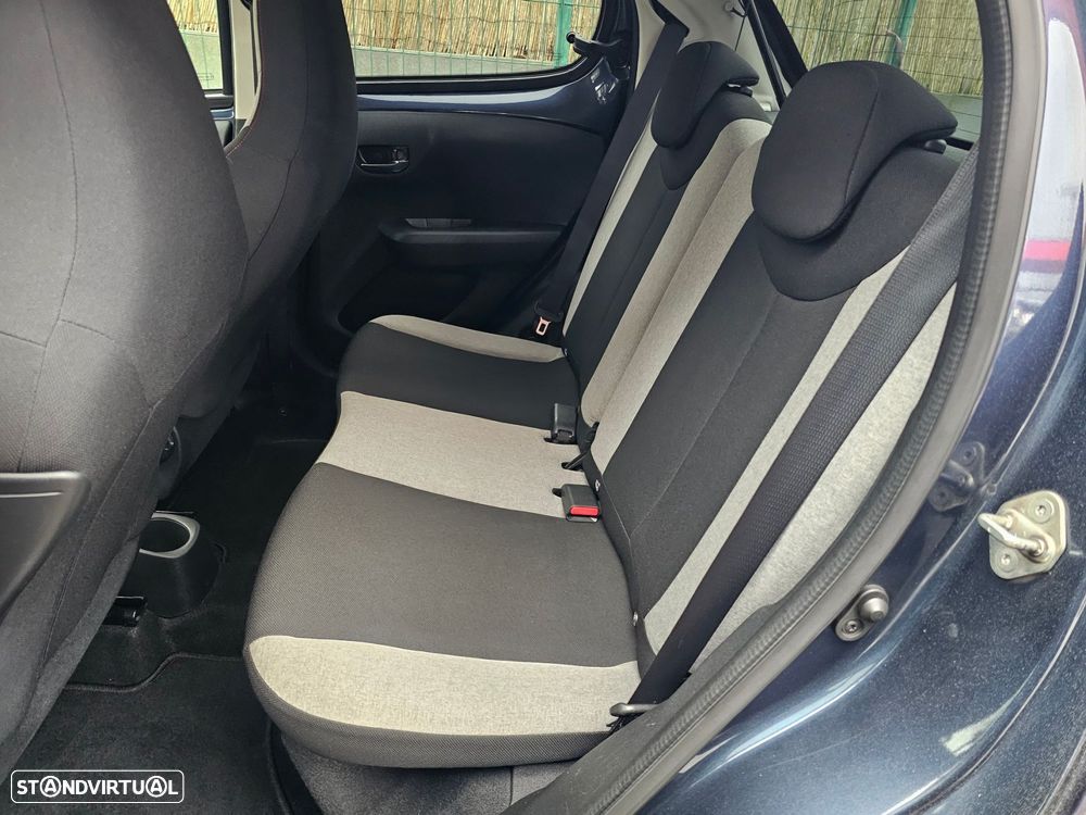 Citroën C1 1.0 VTi Shine ETG - 8