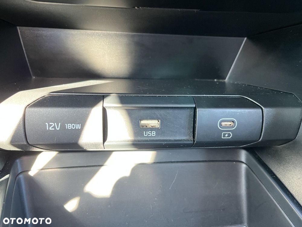 Kia Ceed - 27