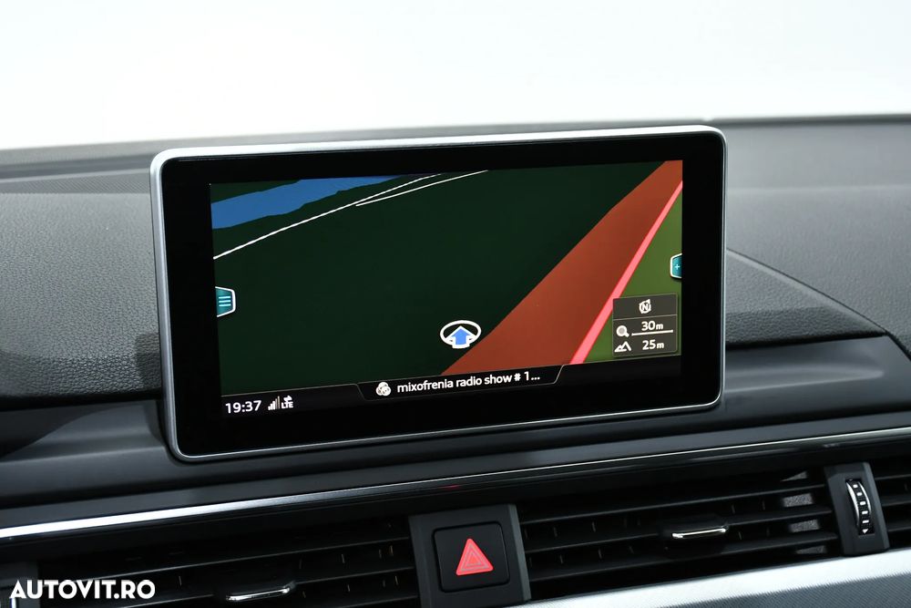 Audi A4 Avant 2.0 TDI S tronic - 15