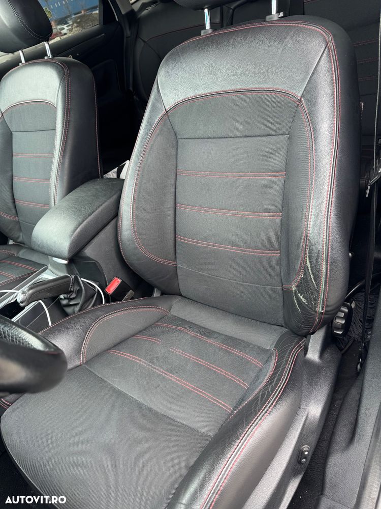 Ford Mondeo 2.0 TDCI Trend - 12