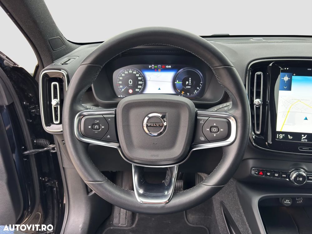 Volvo XC 40 T4 Recharge DKG Ultimate Dark - 8