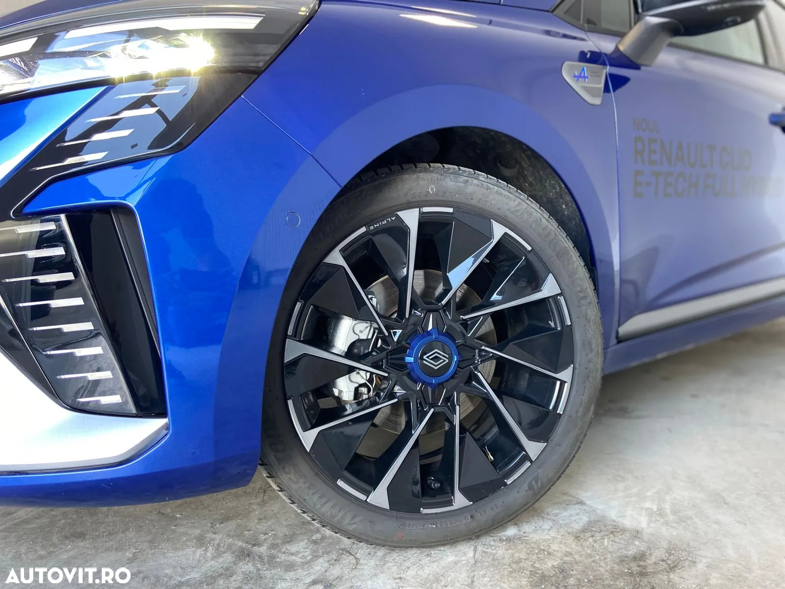 Renault Clio V E-Tech 145 Esprit Alpine - 4