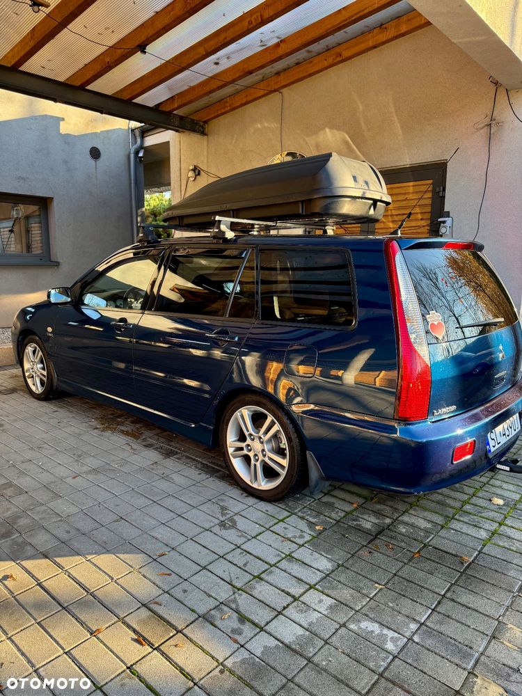 Mitsubishi Lancer Kombi 2.0 Comfort - 10