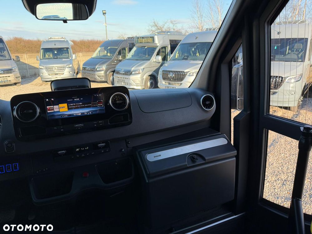 Mercedes-Benz Sprinter 519 - 26