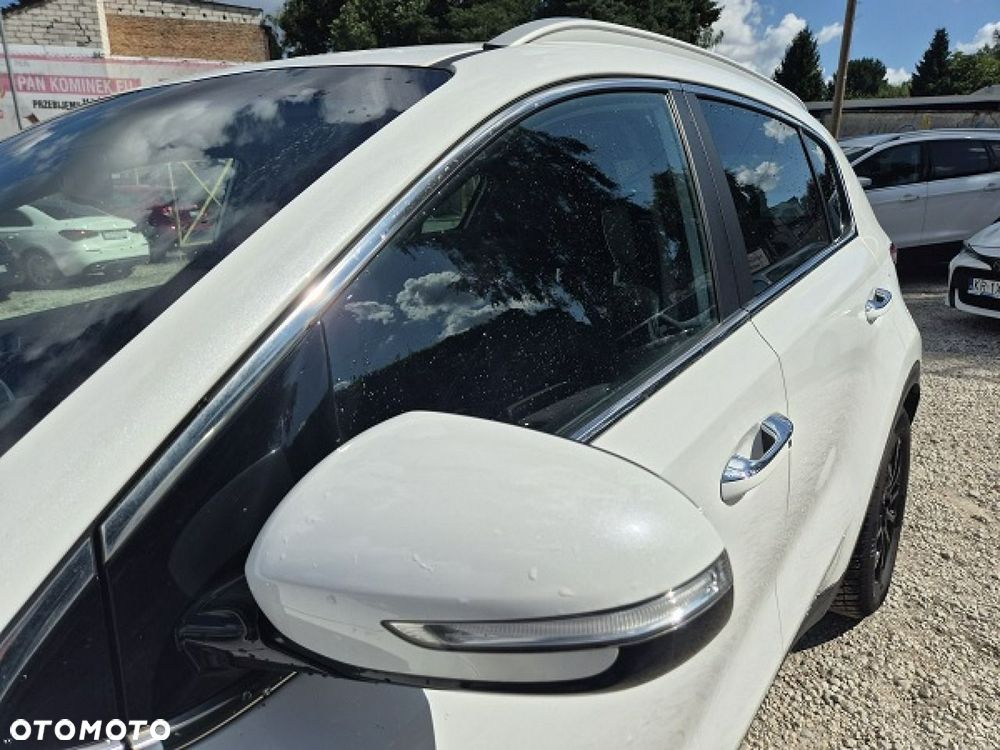 Kia Sportage - 12