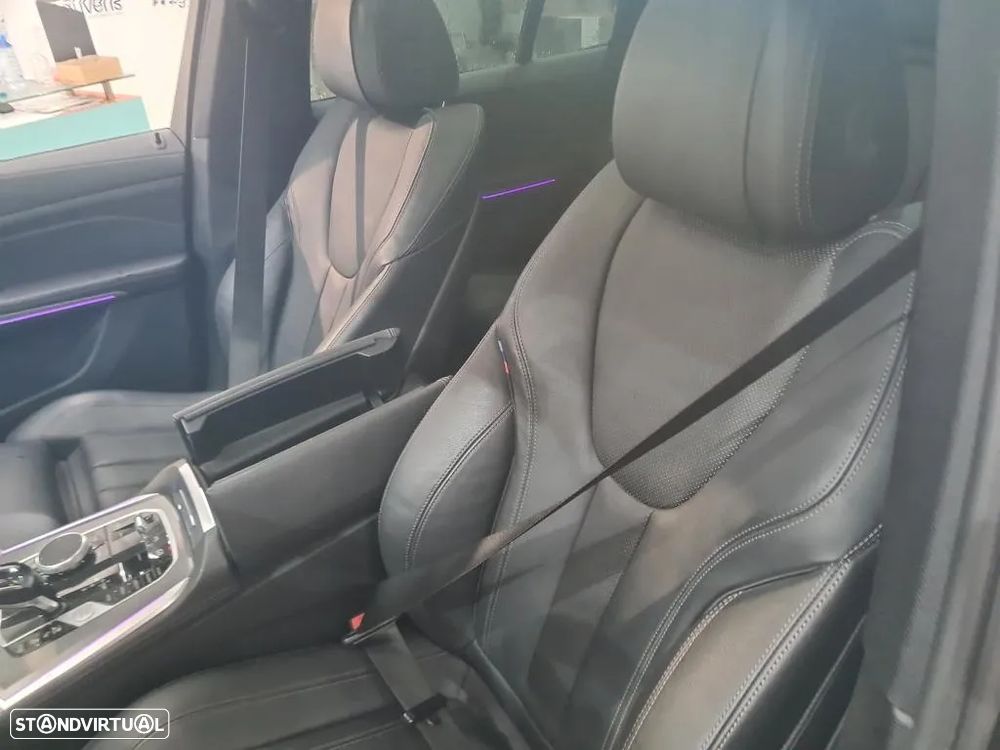 BMW X5 45 e xDrive Pack M - 9