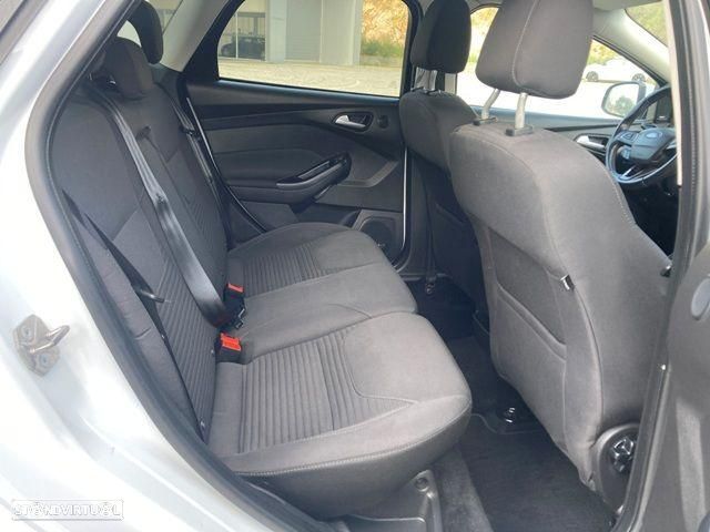 Ford Focus SW 1.5 TDCi Titanium - 30