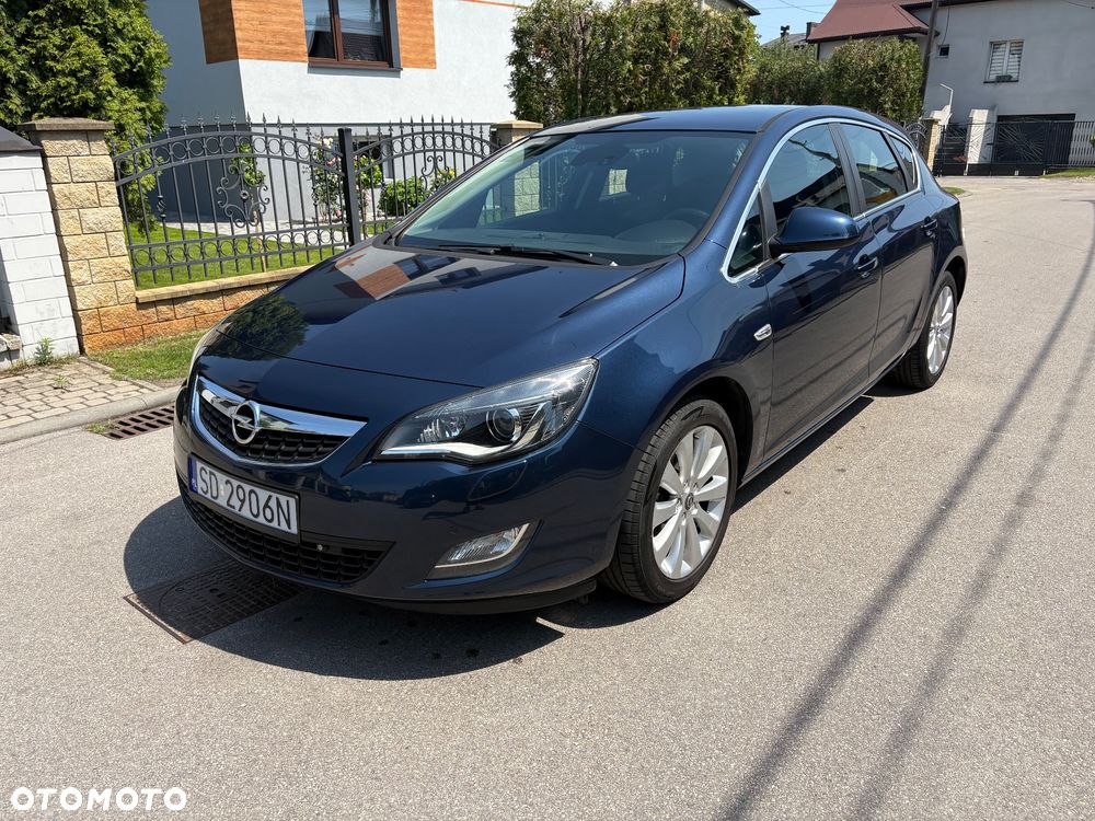 Opel Astra 1.4 T Cosmo - 1