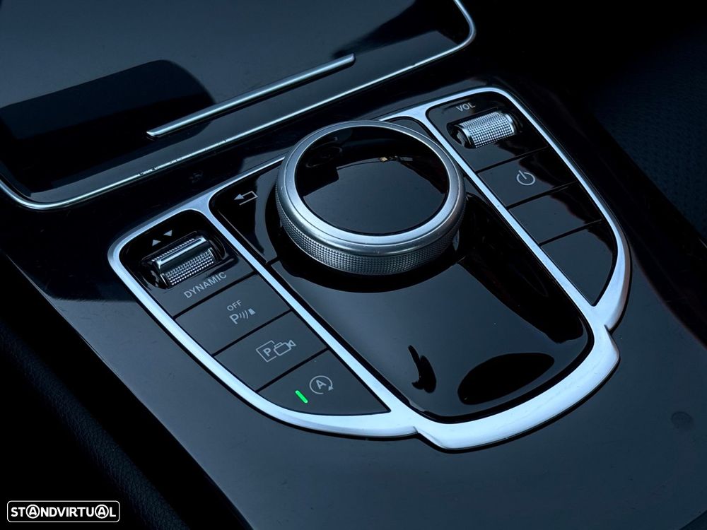 Mercedes-Benz C 220 d AMG Line - 22