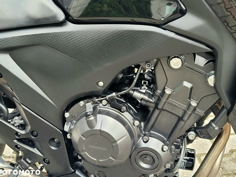 Honda CB - 17