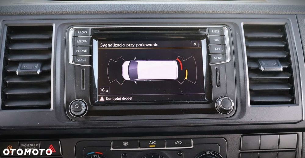 Volkswagen Transporter - 25