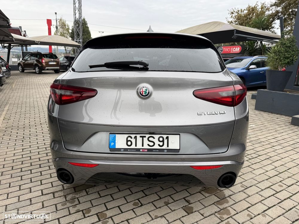 Alfa Romeo Stelvio 2.2 D Super AT8 - 5
