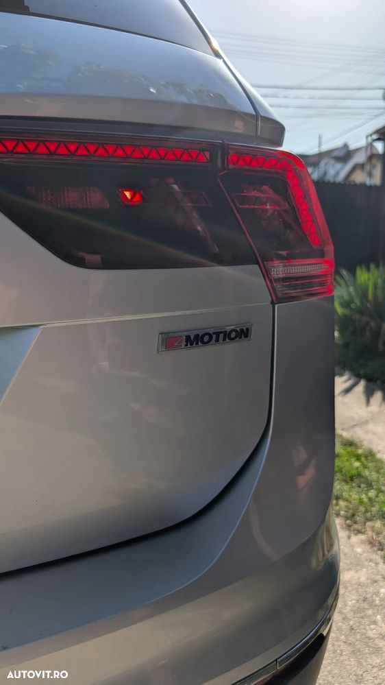 Volkswagen Tiguan 2.0 TDI 4Mot DSG Highline - 11