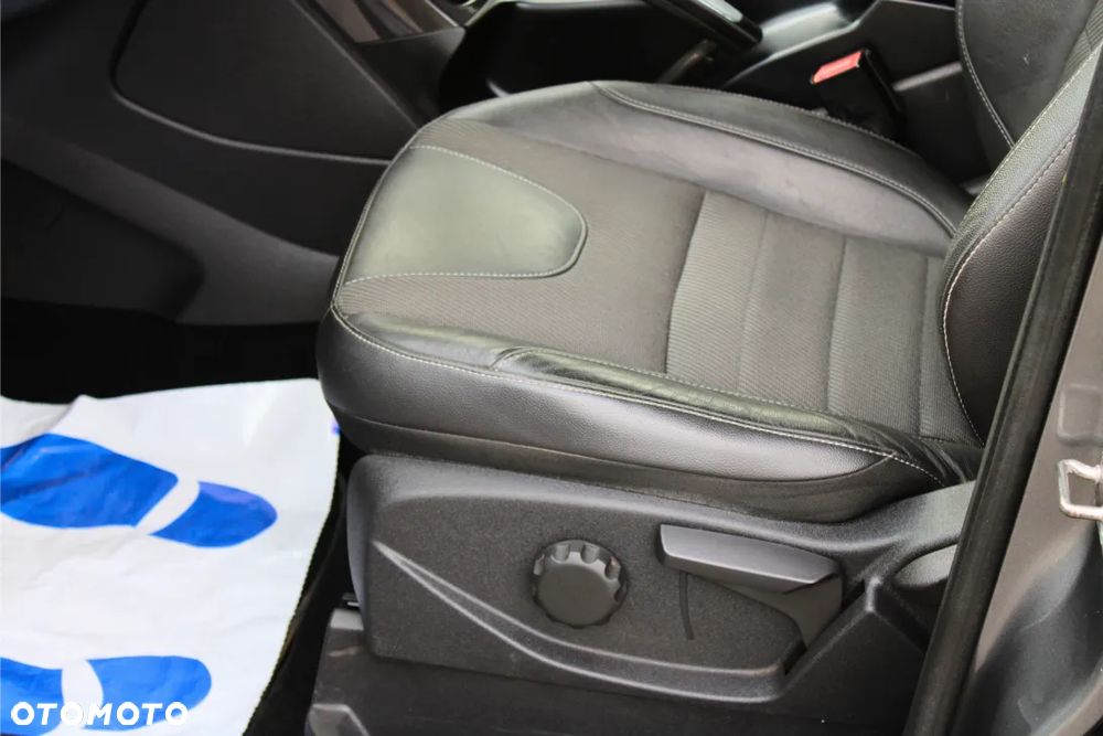 Ford Kuga 2.0 TDCi Titanium - 13