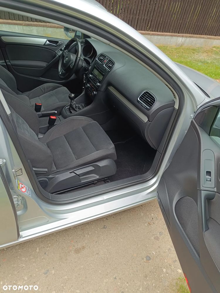 Volkswagen Golf - 21