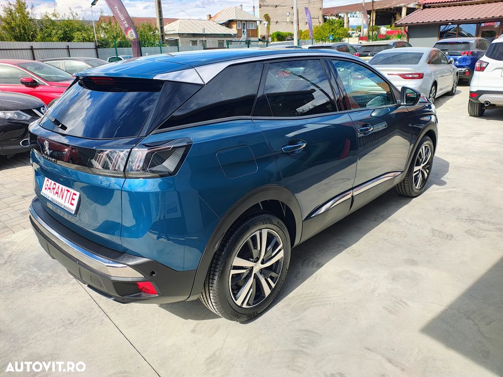 Peugeot 3008 1.2 PureTech Turbo S&S Allure - 25