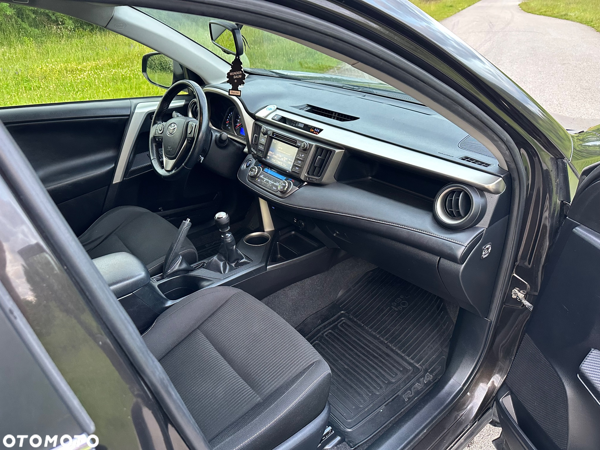 Toyota RAV4 2.0 Premium - 12