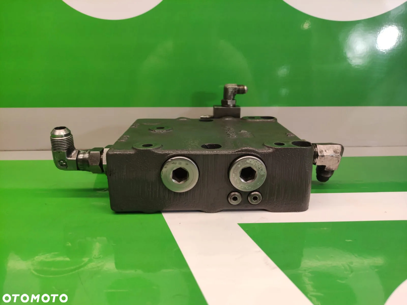 Blok Hydrauliczny 607449 0011355291 Claas Arion 660 - 6