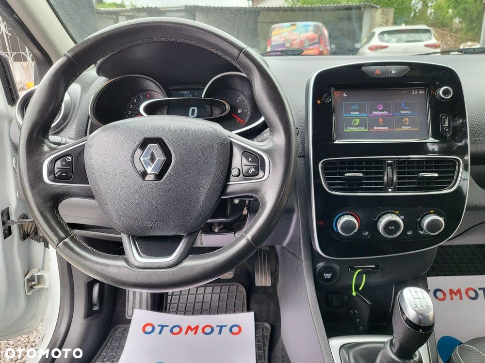 Renault Clio - 16