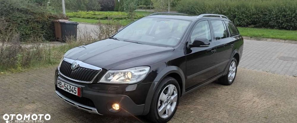 Skoda Octavia Combi 2.0 TDI DPF Scout 4x4 - 2