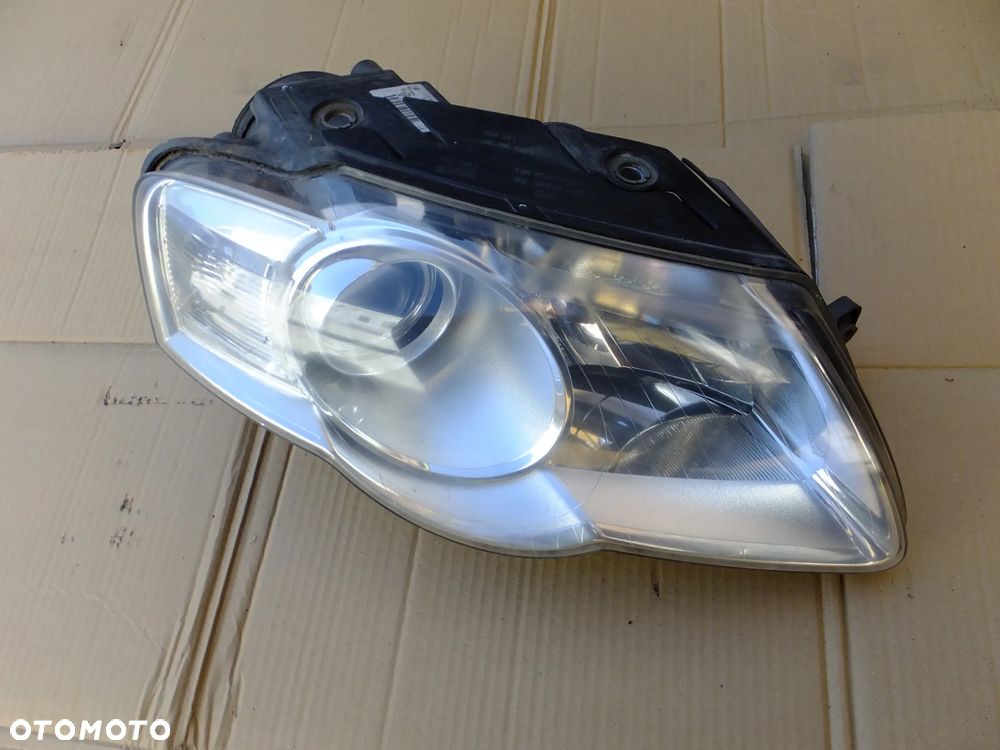 lampa prawy przód vw passat b6 3C0941006Q