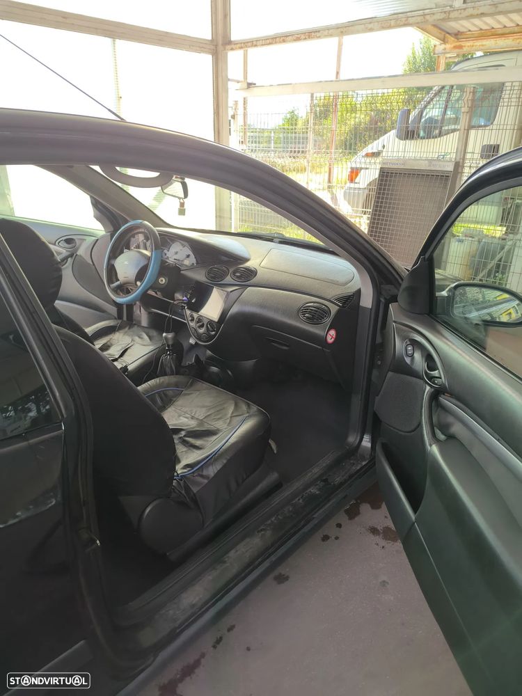 Ford Focus - 3