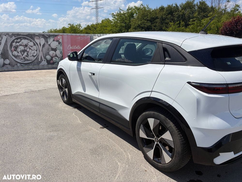 RENAULT Megane 2023