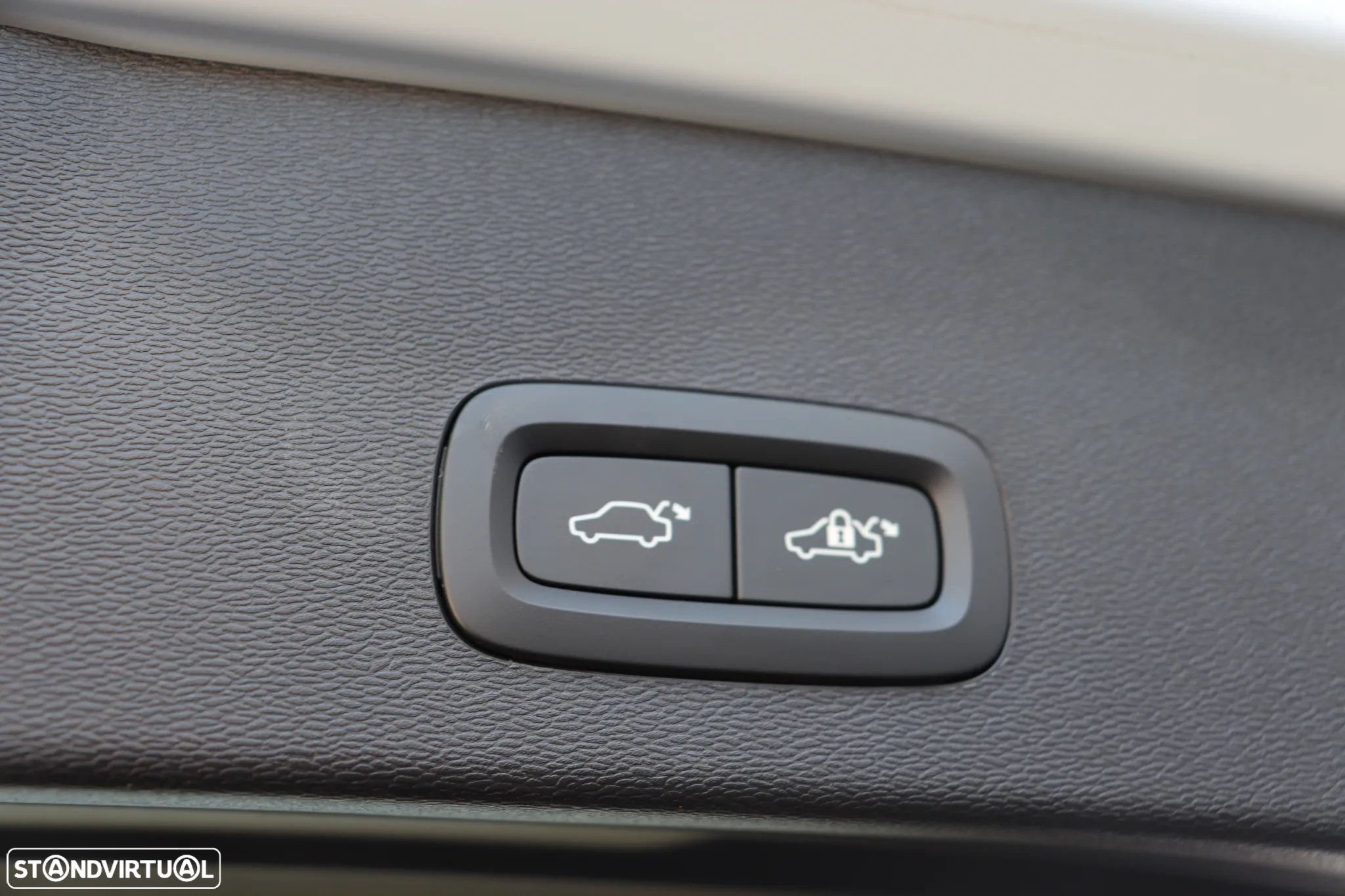 Volvo C40 Recharge Core - 31