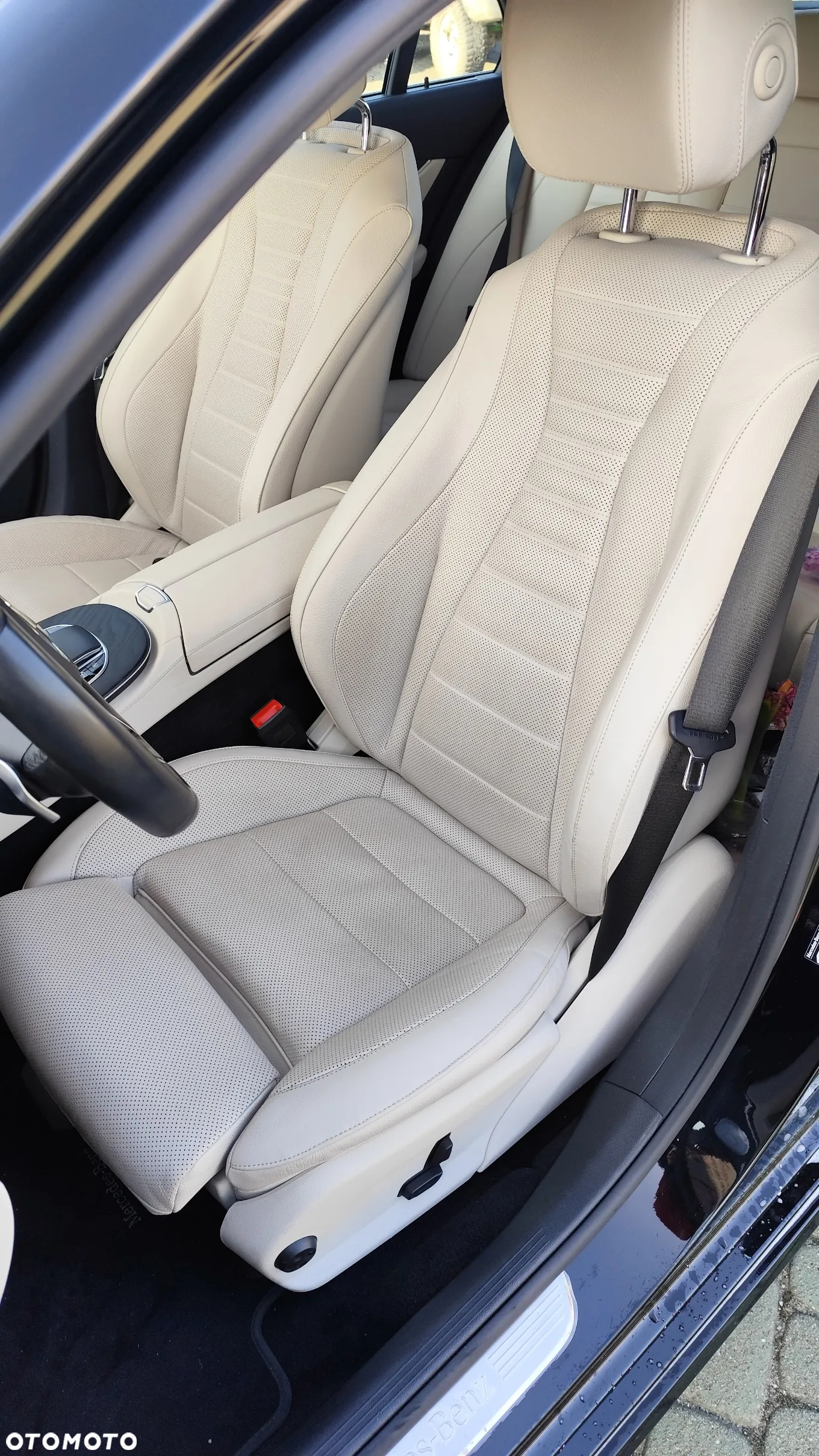 Mercedes-Benz Klasa E 400 d 4Matic 9G-TRONIC Avantgarde - 29