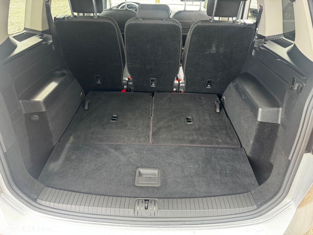 Volkswagen Touran 2.0 TDI SCR (BlueMotion Technology) Highline - 13