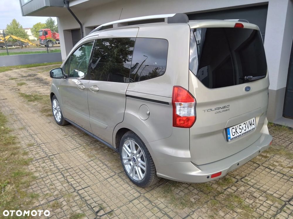 Ford Tourneo Courier 1.0 EcoBoost Titanium - 6