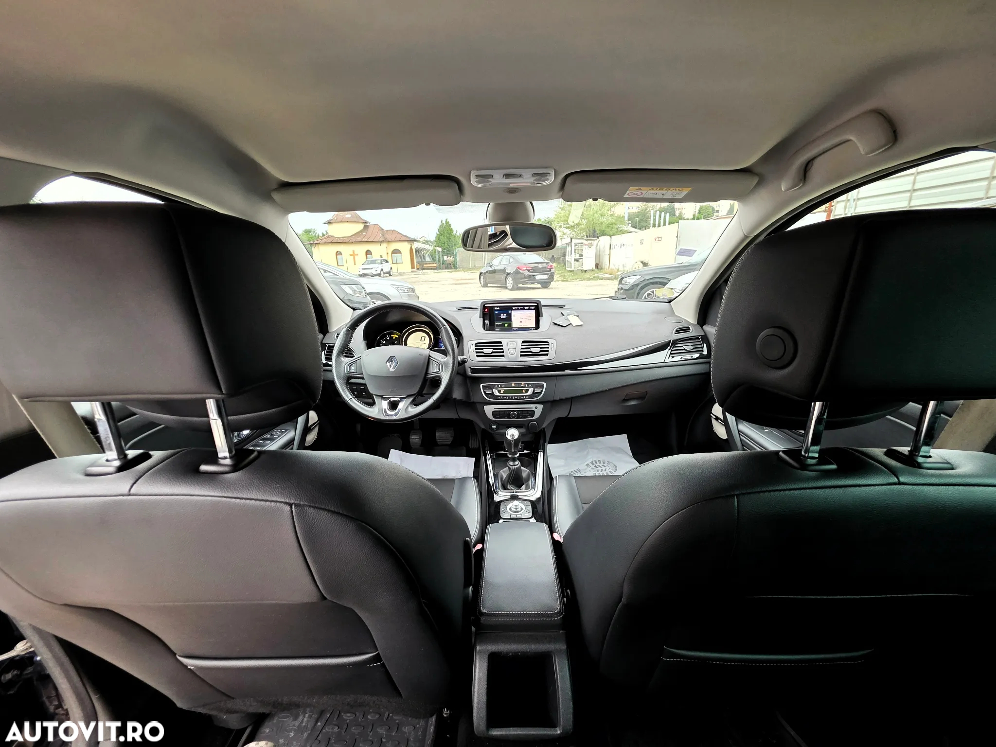 Renault Megane ENERGY dCi 110 Start & Stop Bose Edition - 19