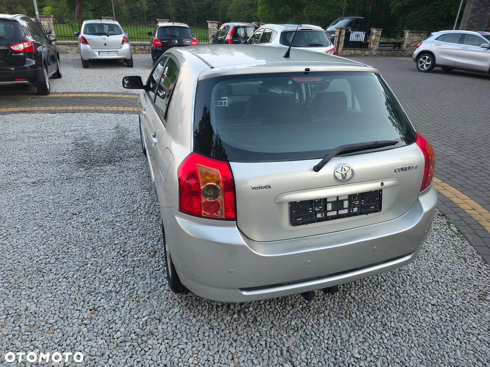 Toyota Corolla 1.6 VVT-i Executive - 5