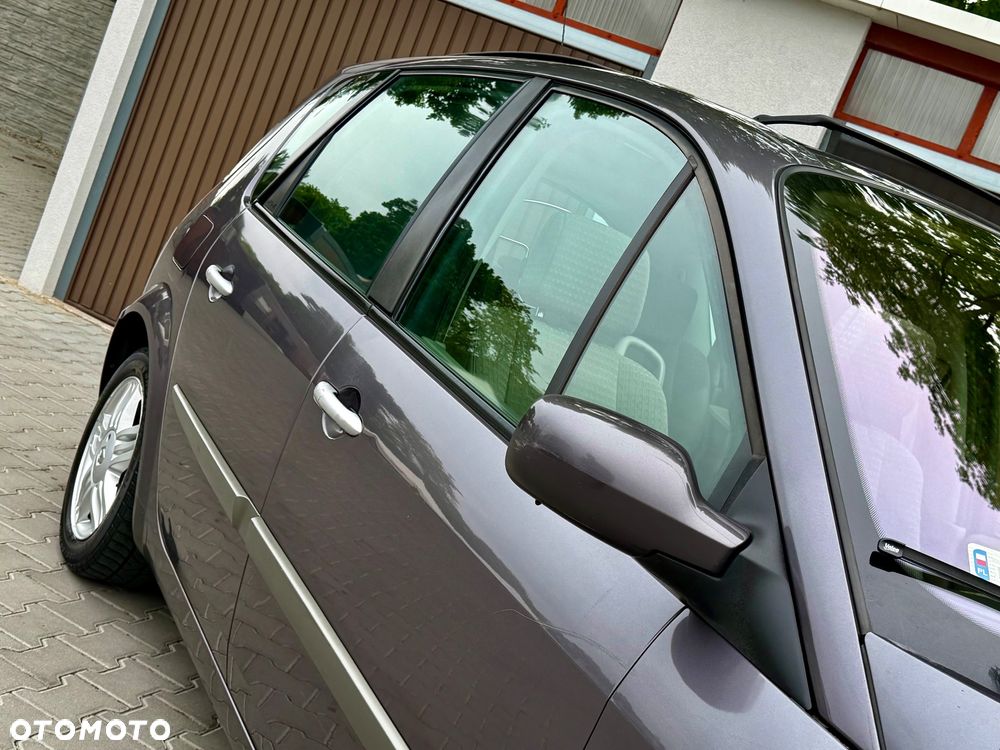 Renault Scenic - 31