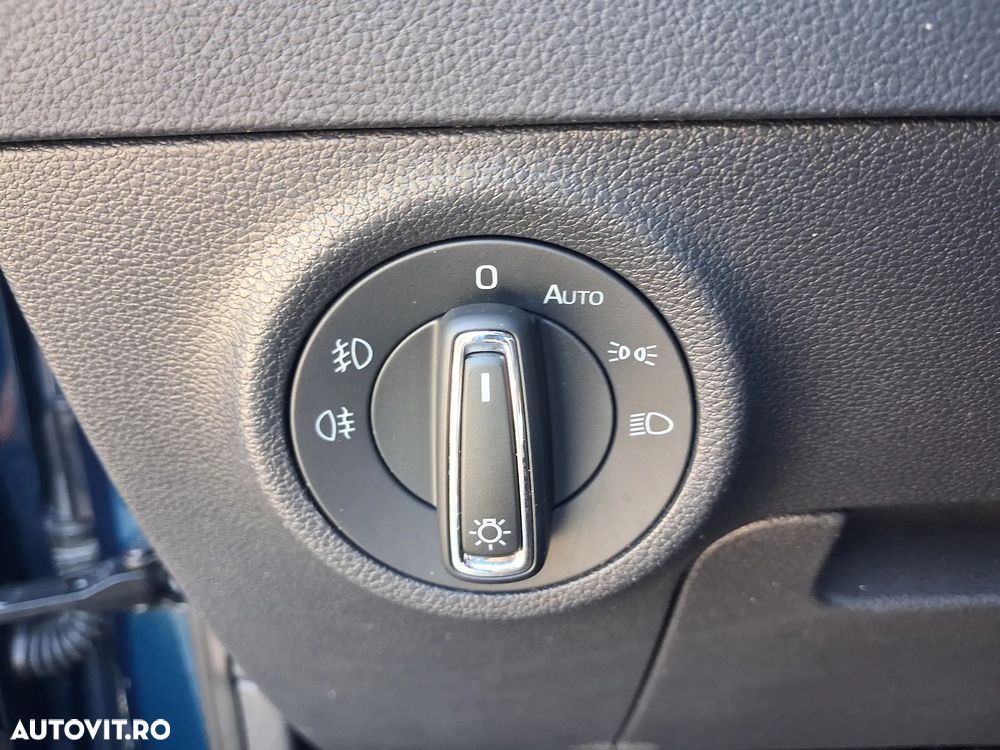 Skoda Karoq 2.0 TDI SCR 4x4 DSG Style - 14