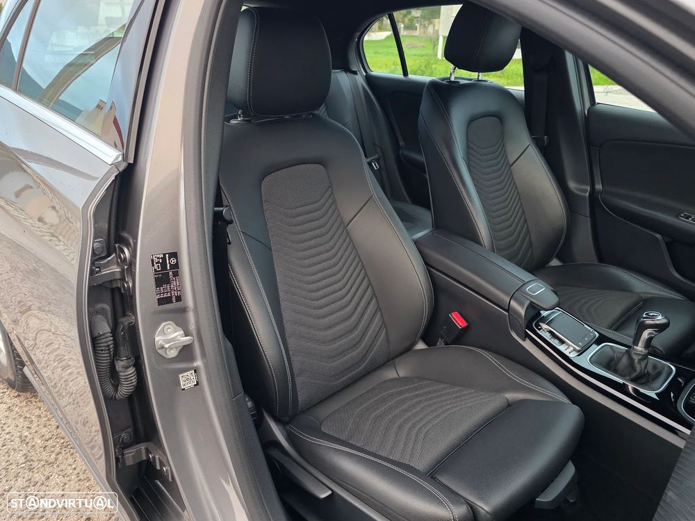 Mercedes-Benz A 160 Edition 2020 - 20