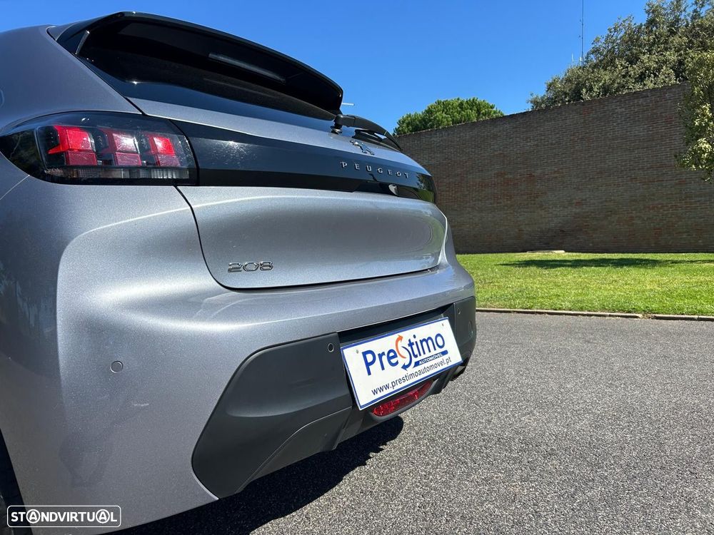 Peugeot 208 1.2 PureTech SE Style - 32