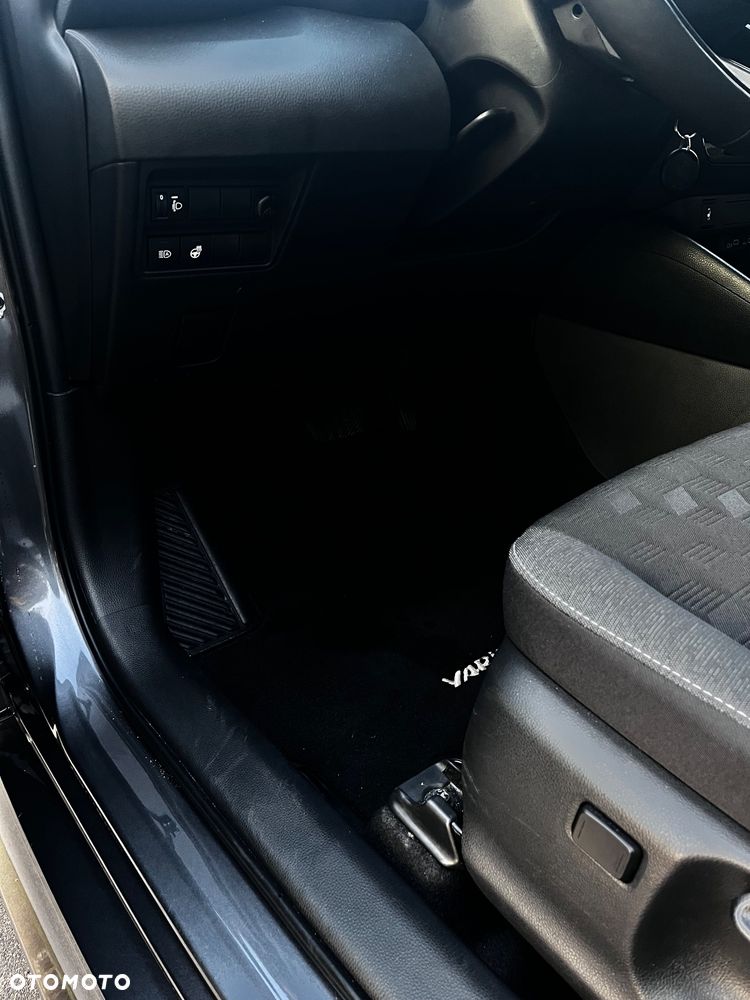Toyota Yaris - 31